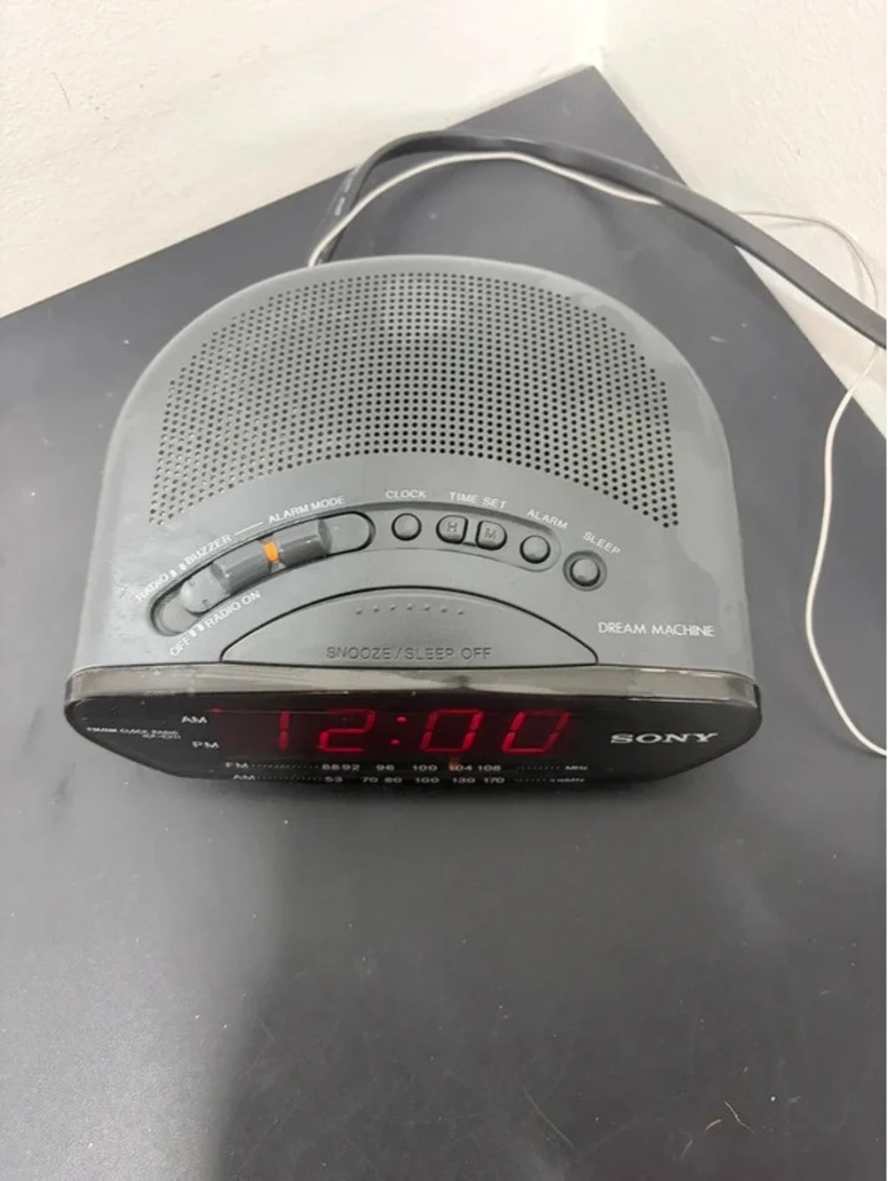 Vintage Sony Dream Machine AM/FM Alarm Clock Radio